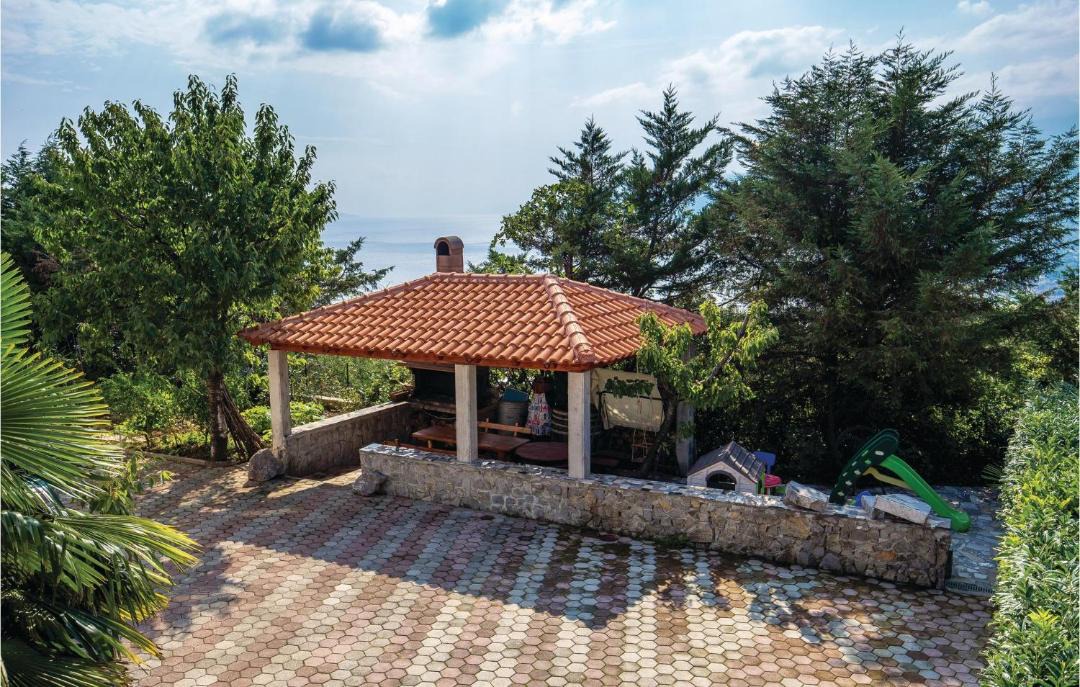 Photo of Buildings in Rubesi