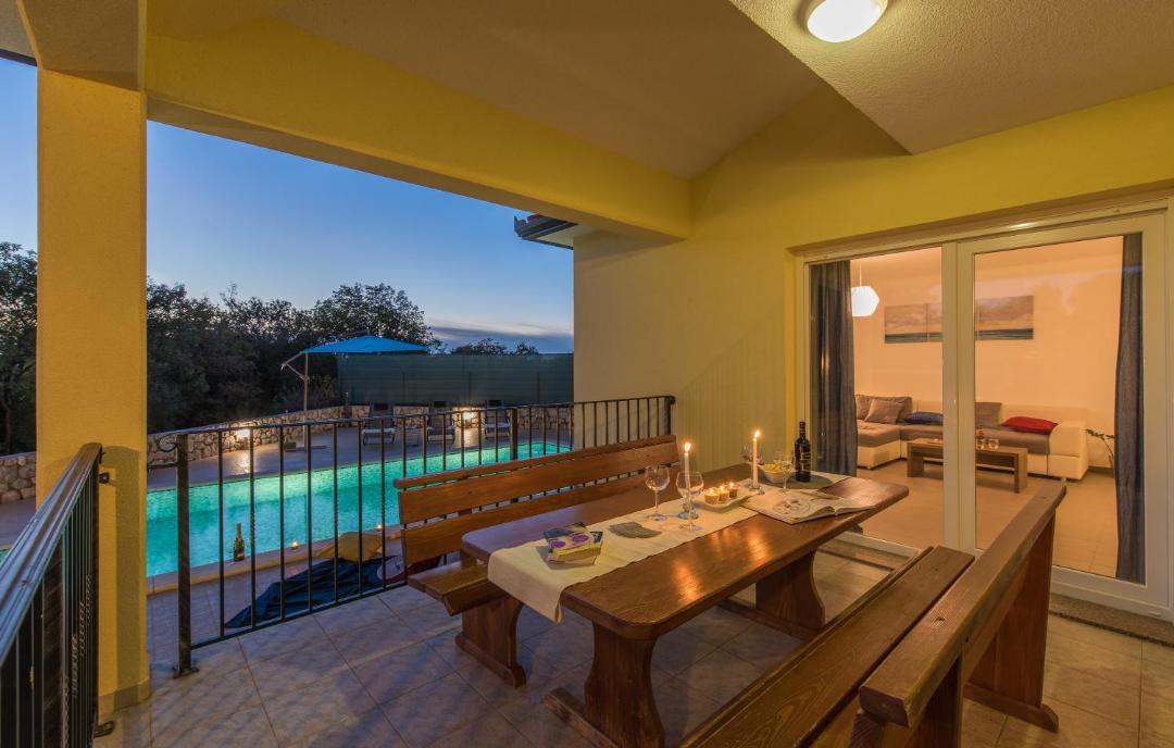 Photo of Patio Balcony in Brgod