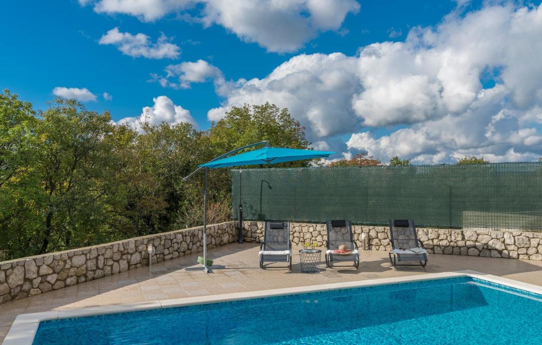 Photo of Outdoor in Brgod