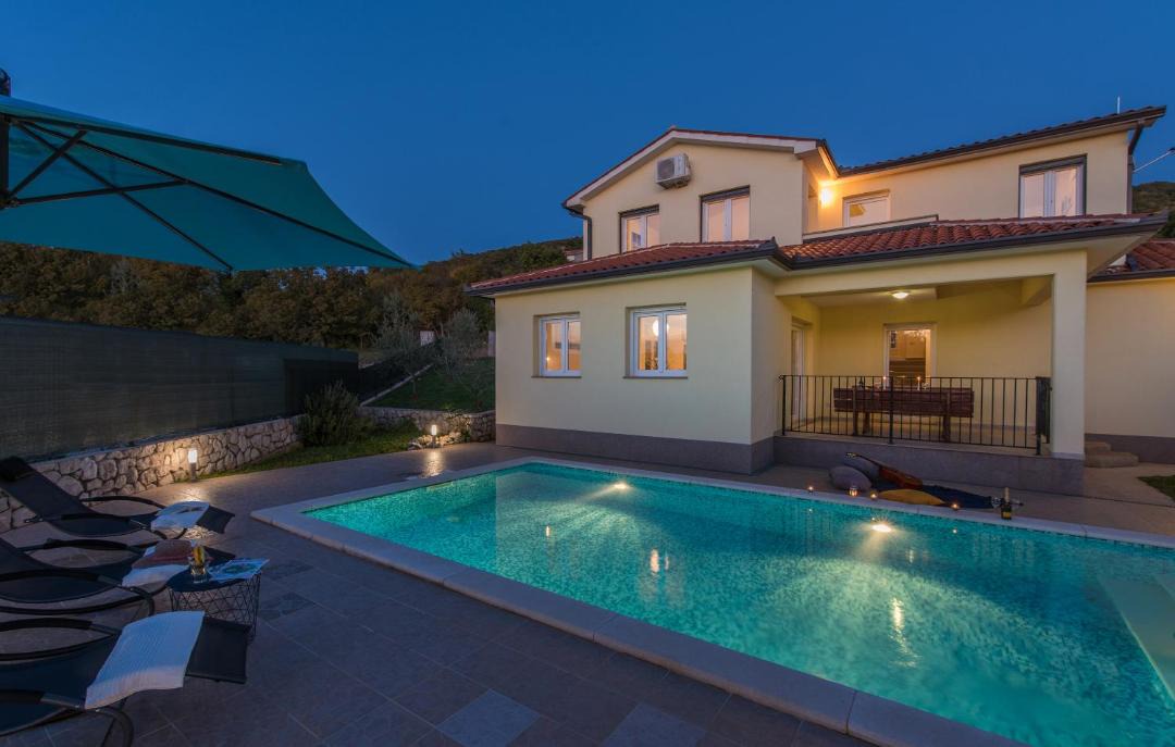 Photo of Outdoor in Brgod