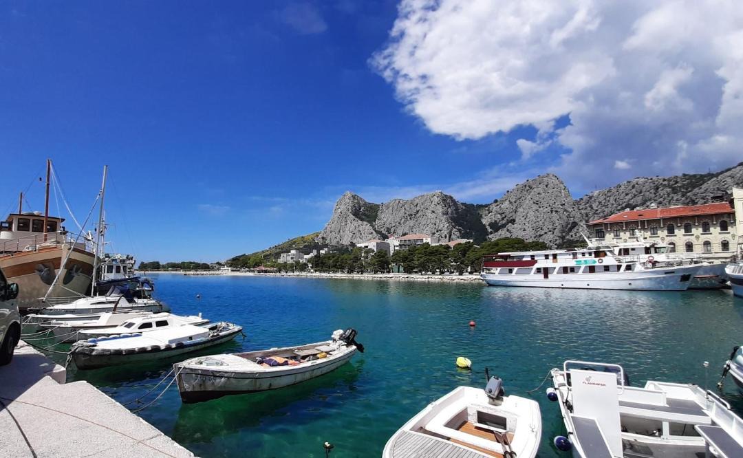 Photo of Others in Omis