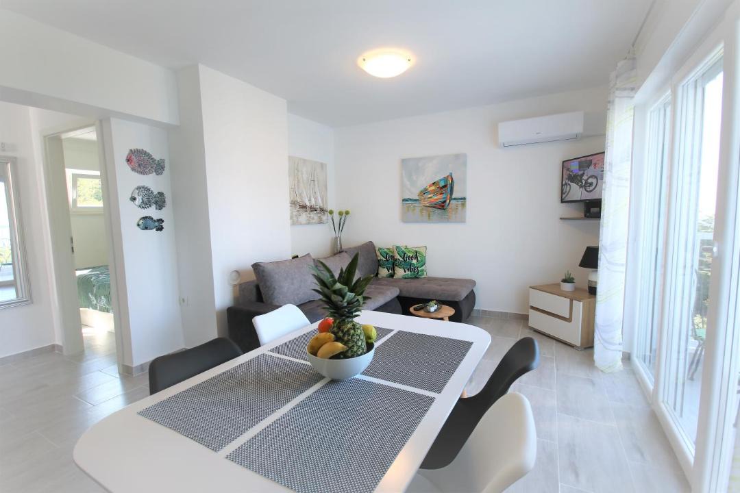 Photo of Livingroom in Sarsoni