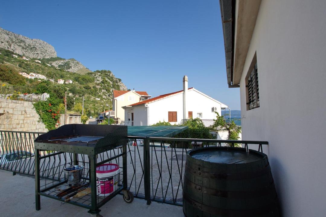 Photo of Others in Omis