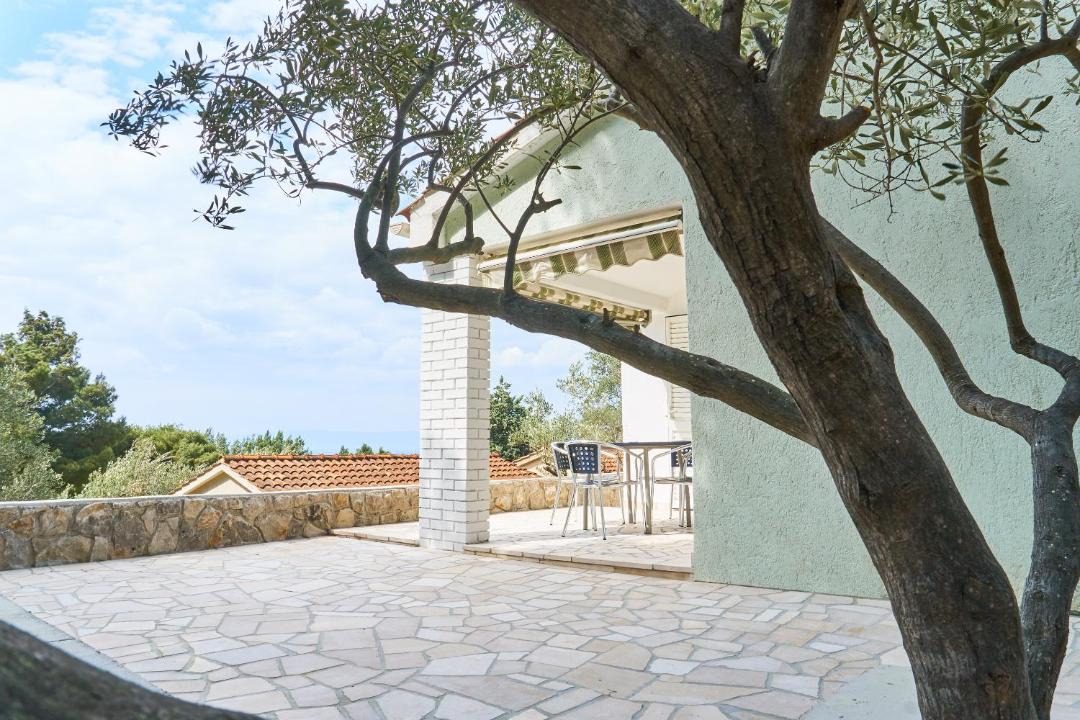 Photo of Others in Cres