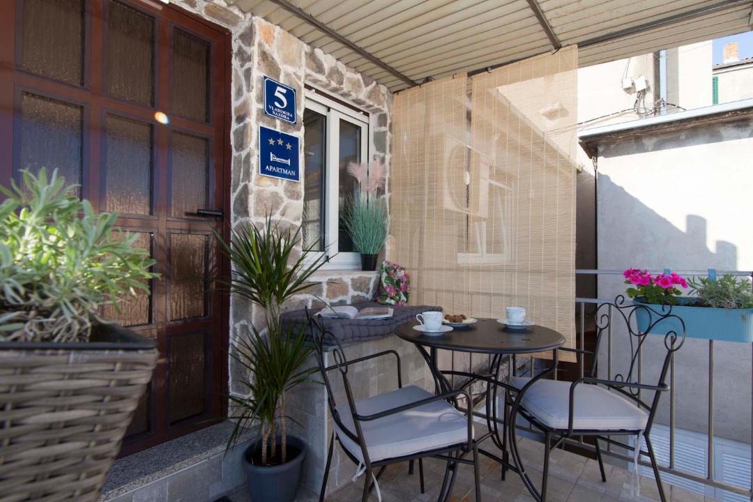 Photo of Patio Balcony in Plisac