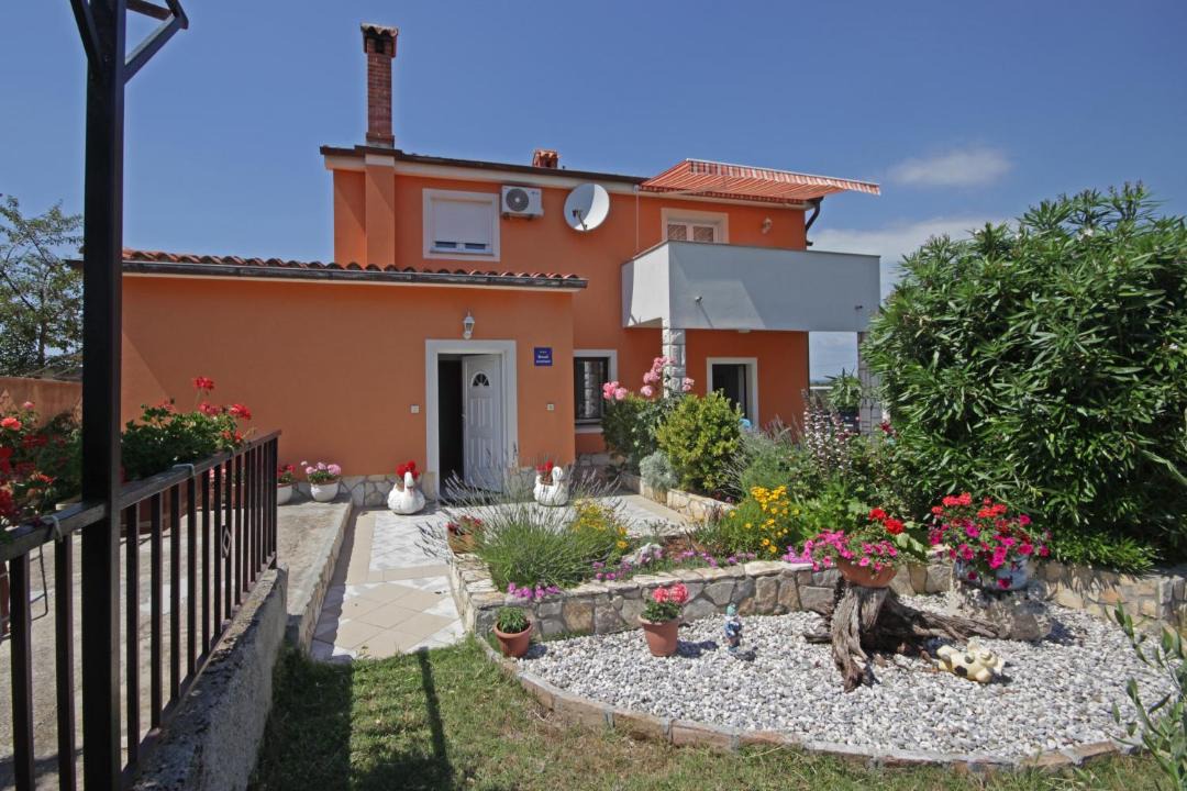 Photo of Others in Vinkuran