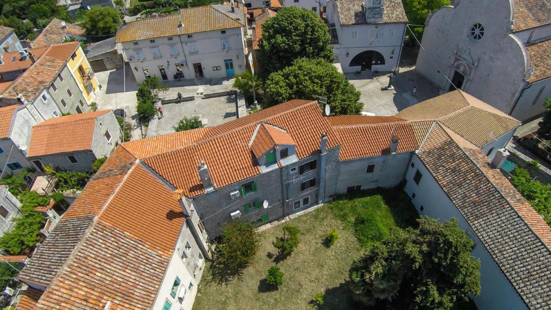 Photo of Buildings in Mali Losinj
