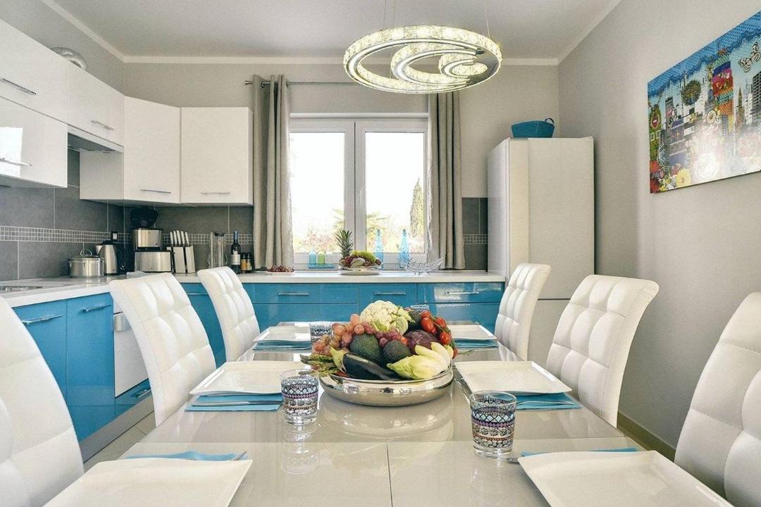 Photo of Livingroom in Loborika