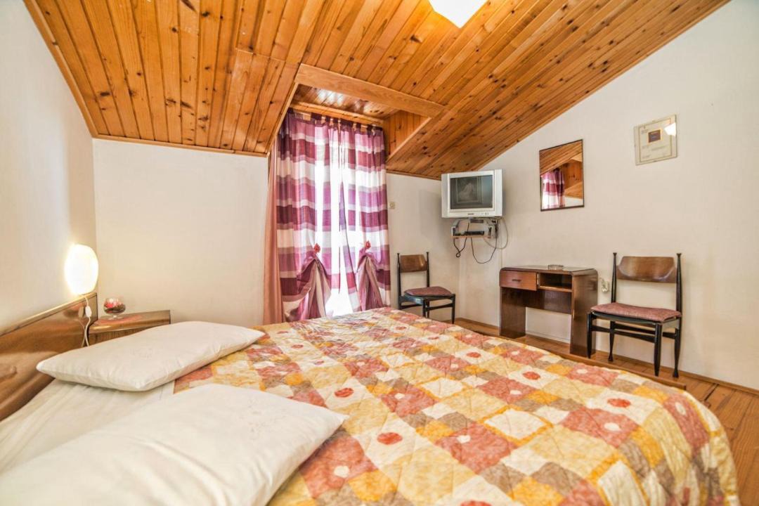 Photo of Bedroom in Pomer