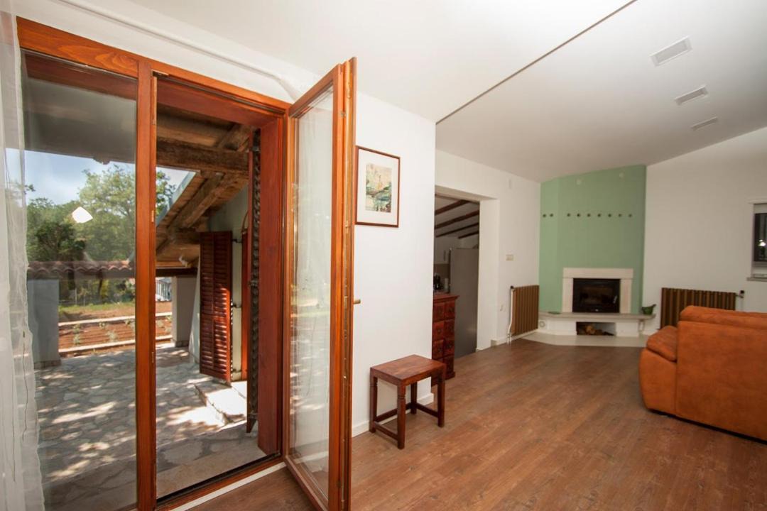Photo of Livingroom in Loborika