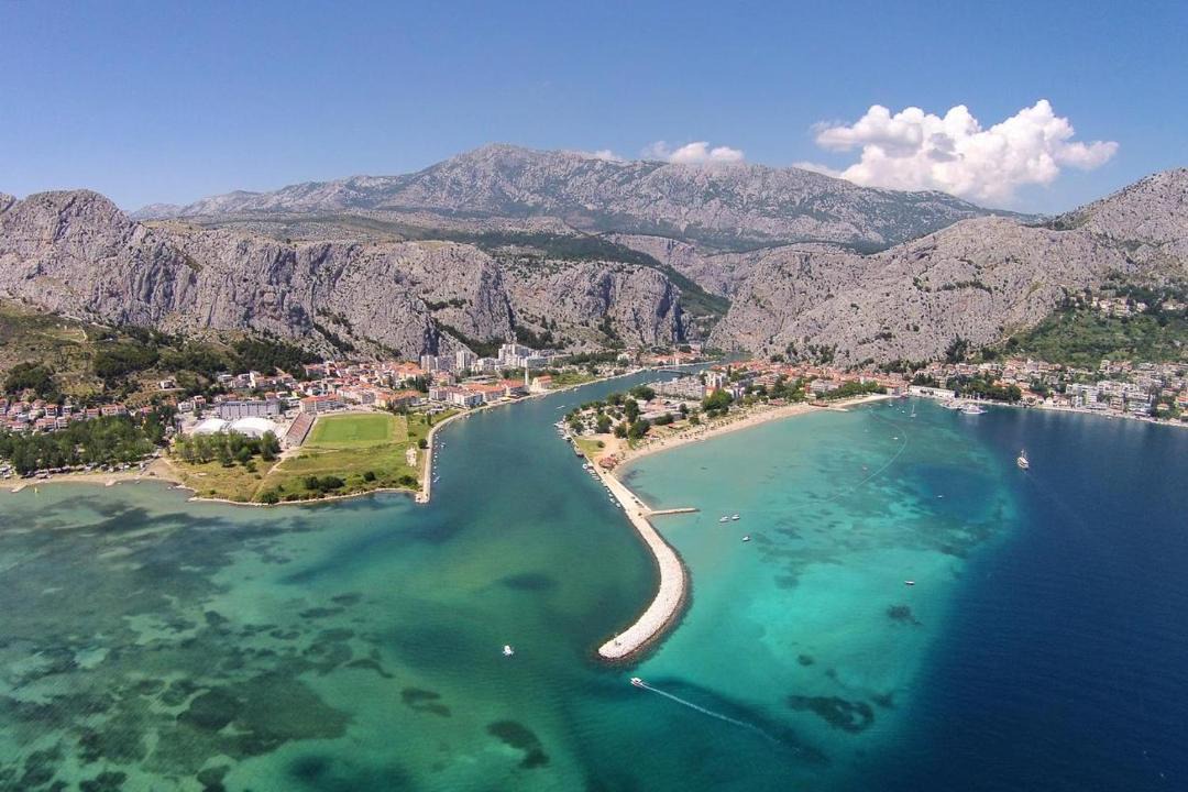 Photo of Others in Omis