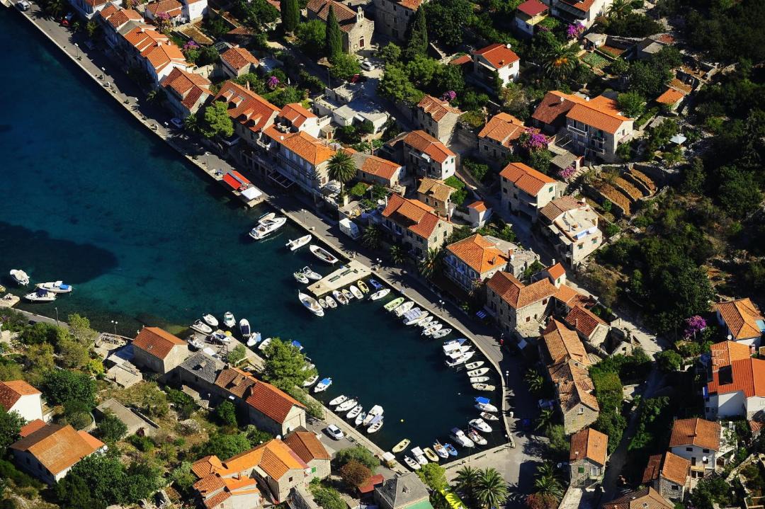 Photo of Buildings in Stomorska