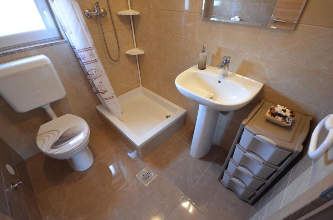 Photo of Bathroom in Vir