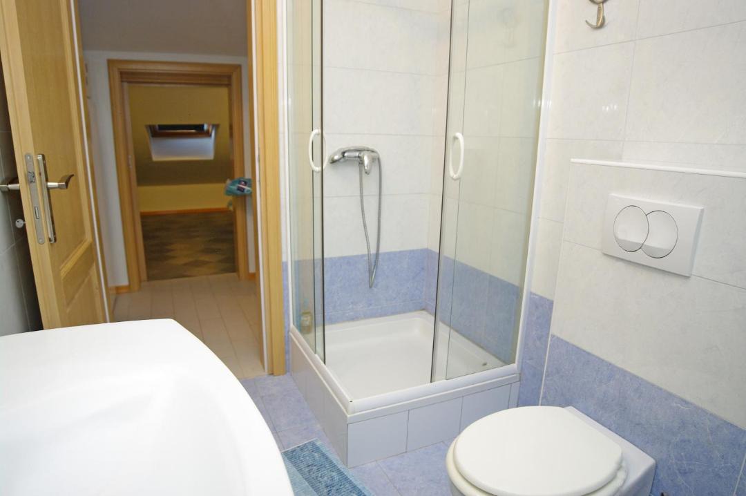 Photo of Bathroom in Vinkuran