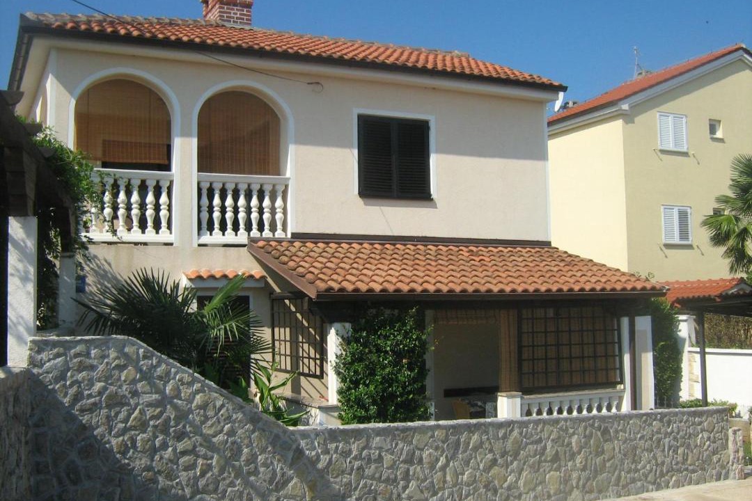 Photo of Others in Porat