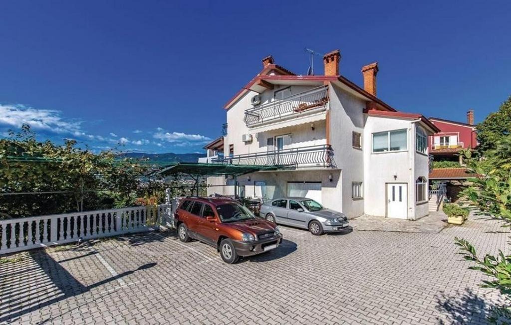 Photo of Buildings in Rubesi