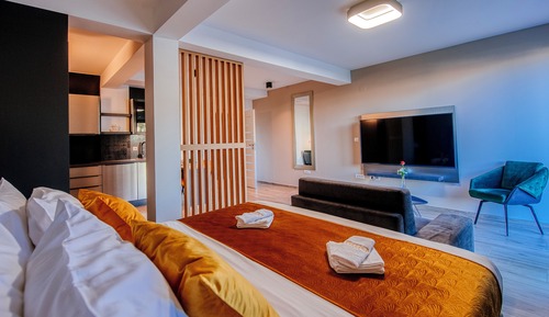 Comfort Studio Suite, Pool Access, Garden View