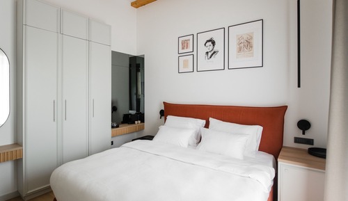 Double Room with Terrace M. Juric Zagorka (ground floor), city view