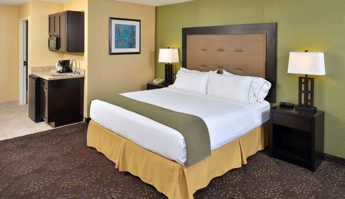 Standard Room, 1 King Bed, Accessible (Communications)