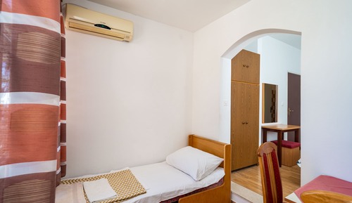 Apartment (Apartments Klis -Two-Bedroom Apartmen)