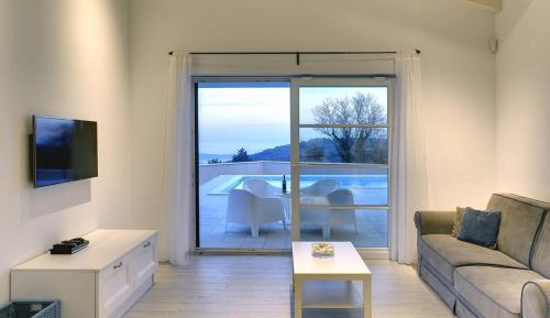 Two-Bedroom Holiday Home with Terrace