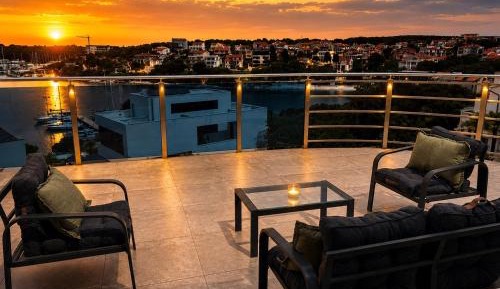 Penthouse Apartment