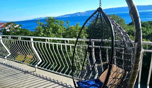 Two-Bedroom Apartment with Balcony and Sea View
