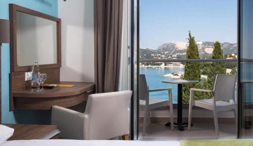 Superior Double or Twin Room with Sea View