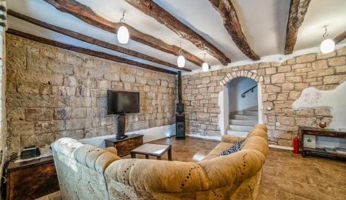 Three-Bedroom Villa with Terrace