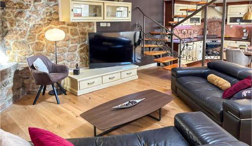 Three-Bedroom Vacation Home 