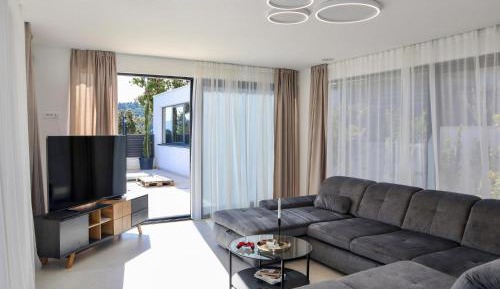 Four-Bedroom Vacation Home
