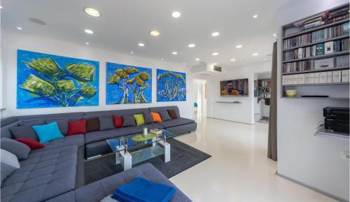 Four-Bedroom Vacation Home