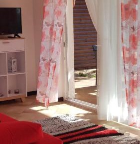 One-Bedroom Apartment with Terrace and Sea View