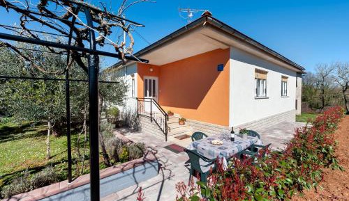Two-Bedroom Apartment with Balcony and Terrace