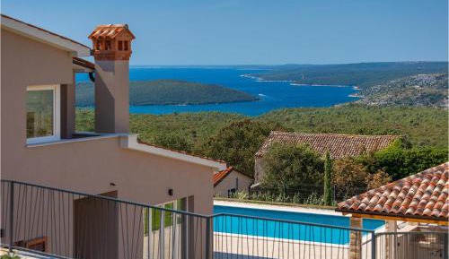 Four-Bedroom Vacation Home