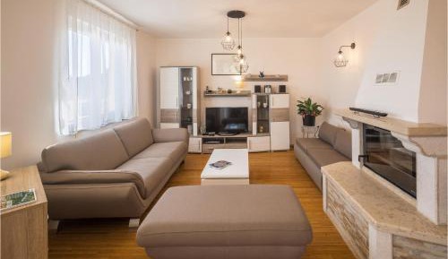 Six-Bedroom Holiday Home
