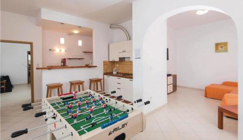 Nine-Bedroom Holiday Home