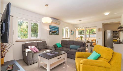 Four-Bedroom Vacation Home