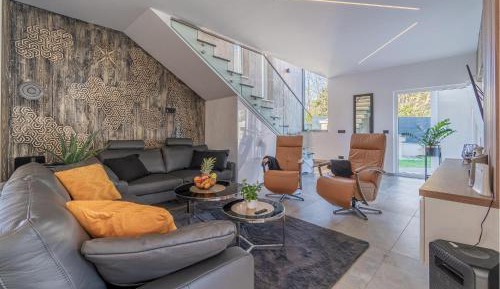 Four-Bedroom Vacation Home
