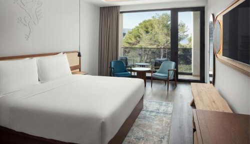 King Room with Balcony and Partial Sea View - Kvarner
