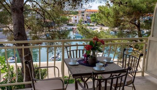 Apartment with Terrace