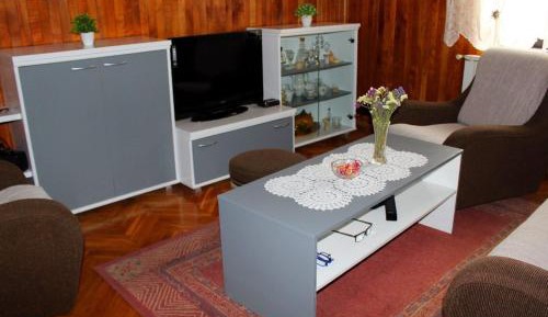 Three-Bedroom Vacation Home 