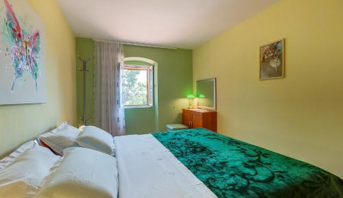 Two-Bedroom Apartment with Terrace