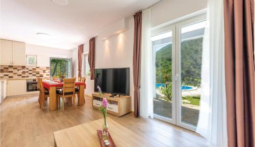 Four-Bedroom Vacation Home