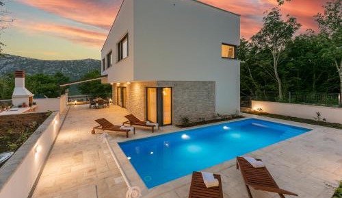 Three-Bedroom Villa