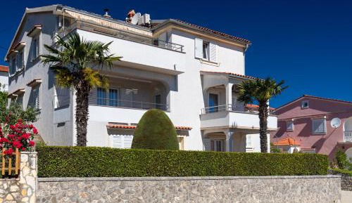 Two-Bedroom Apartment with Balcony
