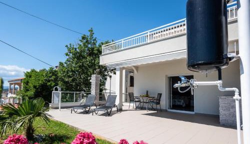 Studio with Terrace