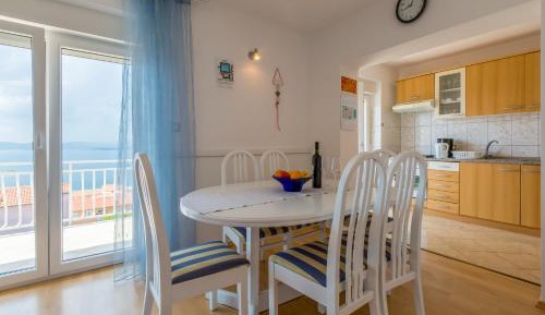 Deluxe Double Room with Balcony and Sea View