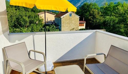 Apartment with Terrace