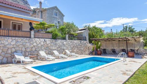 Four-Bedroom Vacation Home